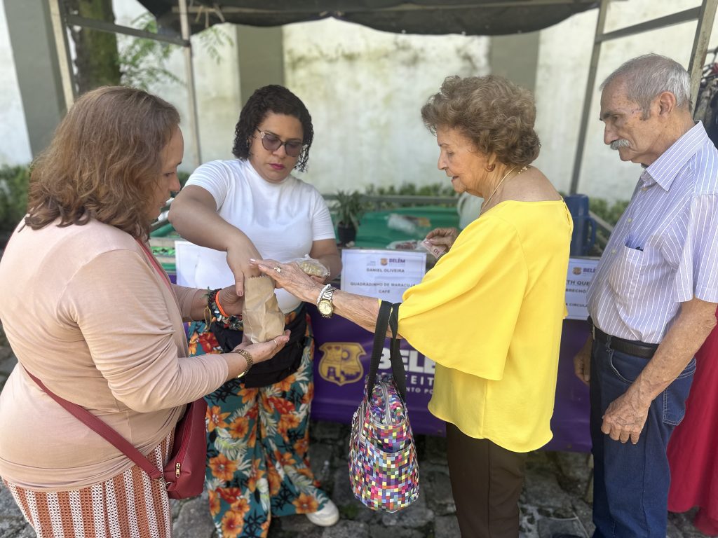 A Ecofeira dos Servidores da Semma ocorreu neste domingo, 19, no Horto Municipal, e busca estimular o fortalecimento das cadeias produtivas sustentáveis